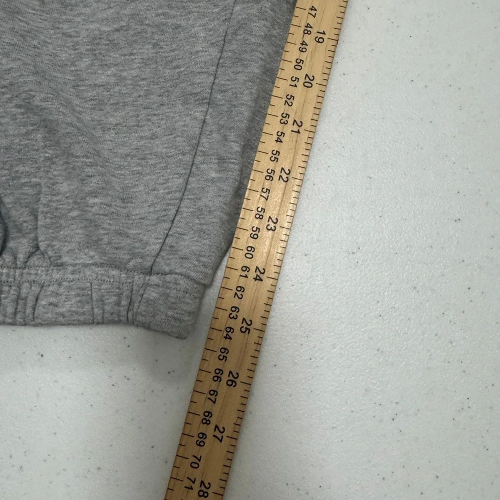 Gymshark Mens Small Gray Joggers Sweatpants Drawstring‎ Elastic Cuff Activewear